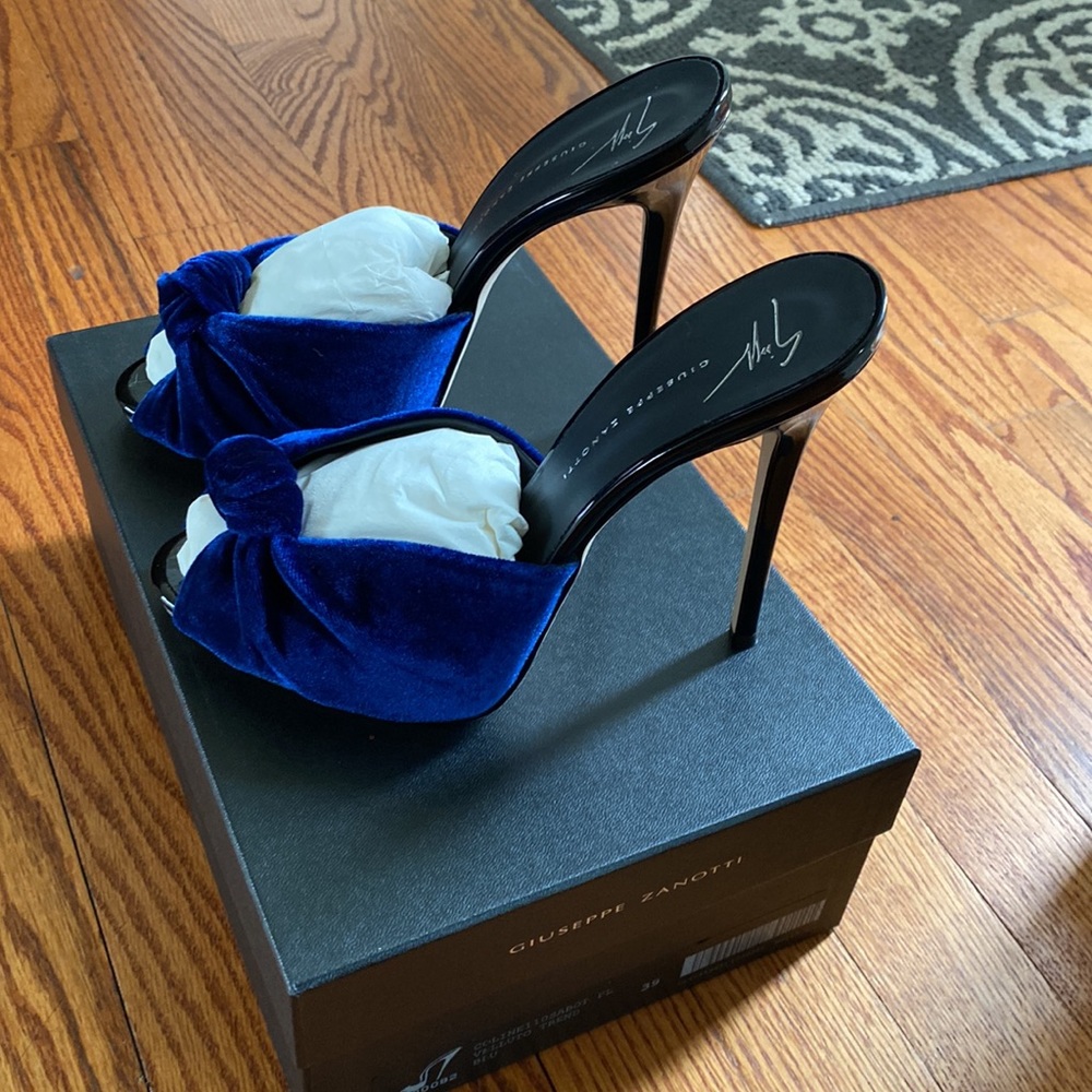 Giuseppe Zanotti Coline Sandal